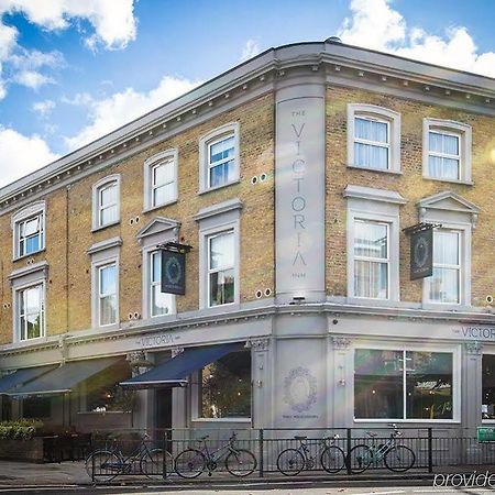 Victoria Inn Londra Exterior foto